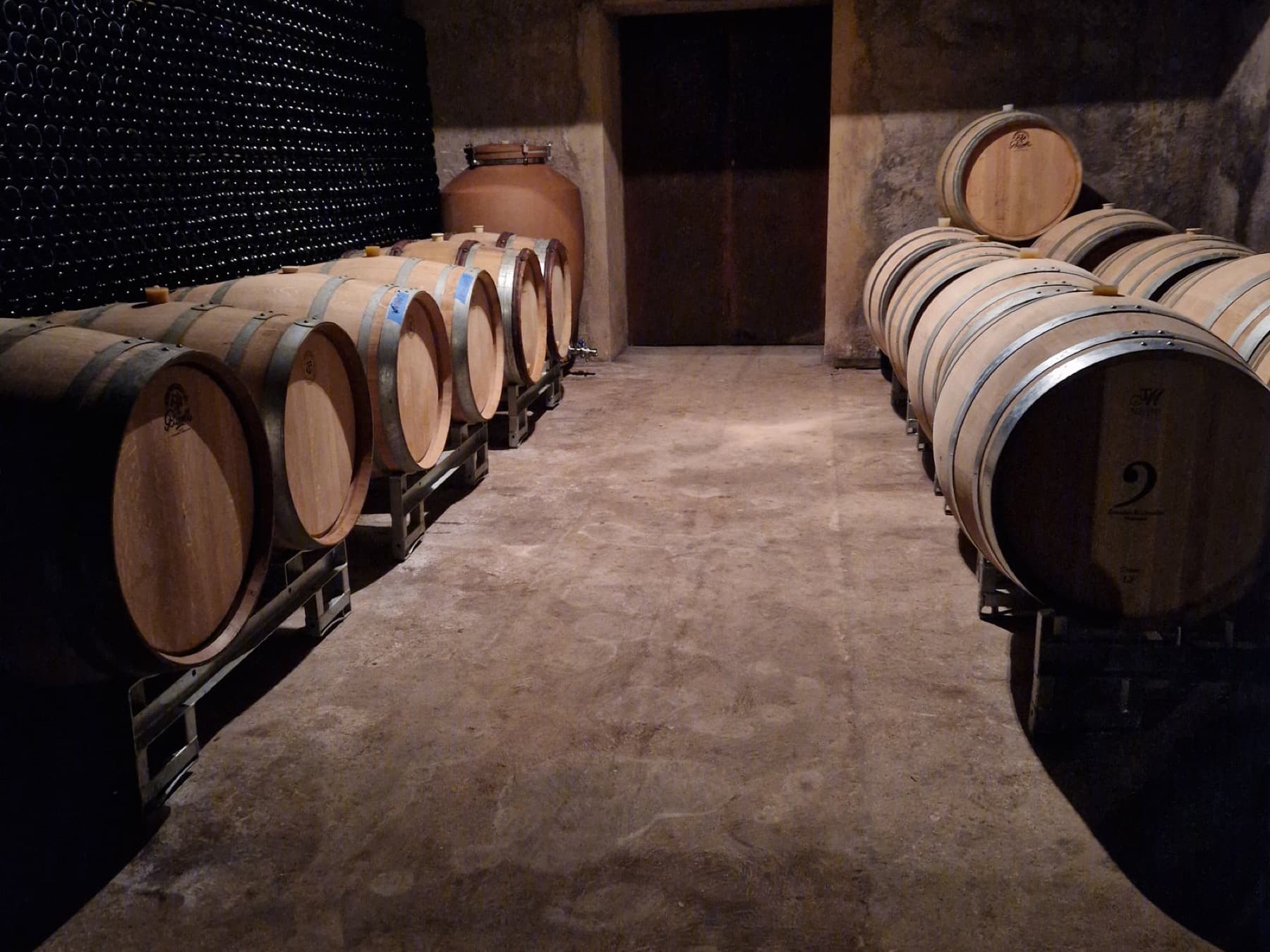 Chai à barriques du Champagne B. Girardin
